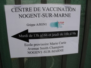 Ecriteau centre de vaccination grippe A H1N1 Nogent